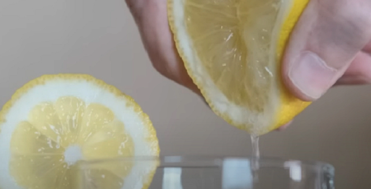 Drick ett glas citronvatten varje morgon: Det här kommer att hända med din kropp