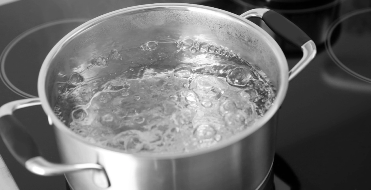 Det kräver bara en ingrediens: Så förhindrar du att vattnet kokar över