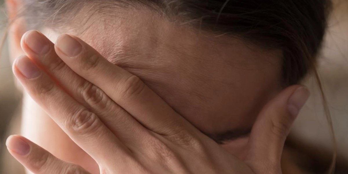 Läkare delar skrämmande nyhet: Detta är vad som händer med din hjärna dagen efter dy har druckit alkohol