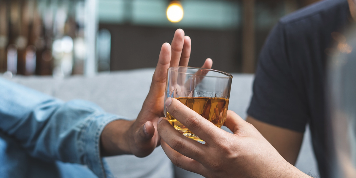 Allt fler svenskar gör det: Nu varnar läkare för ”vit januari”