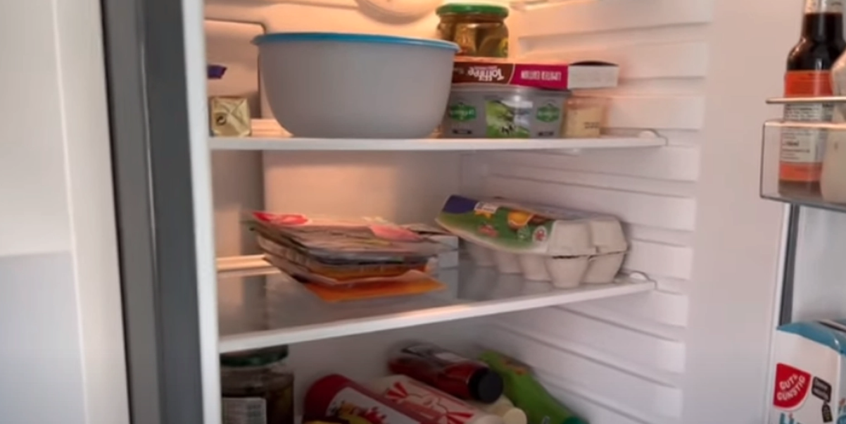 Därför bör ditt kylskåp alltid placeras 10 centimeter från väggen