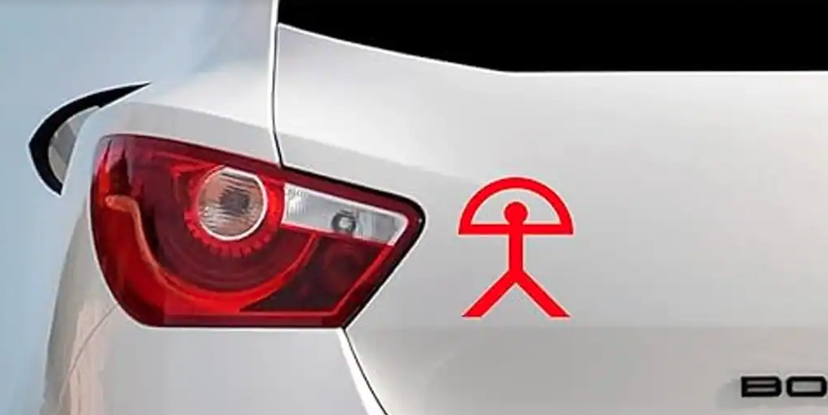 Vad betyder symbolen på baksidan av bilar?