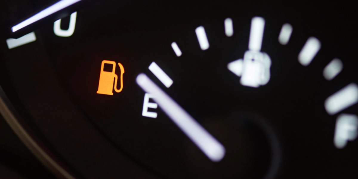 Här är svaret: Så långt kan du köra när bensintanken är ”tom”