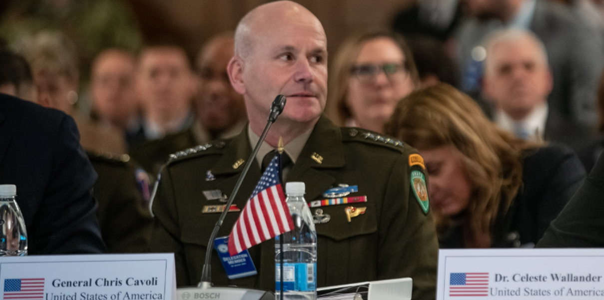 USA:s general varnar kongressen: Tiden för hjälp till Ukraina är kritisk