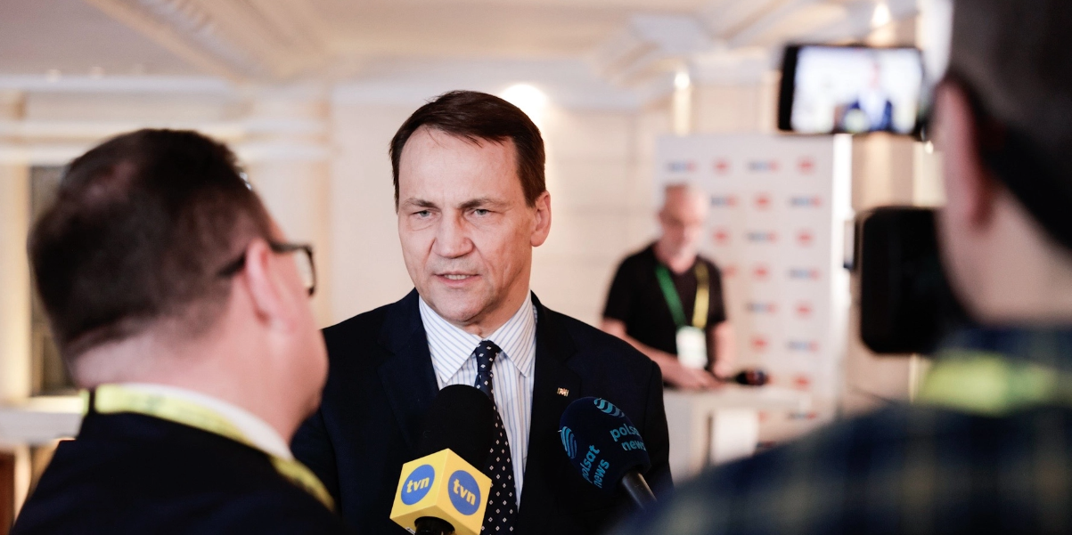 Polen uppmanar USA: Infria era löften till Ukraina