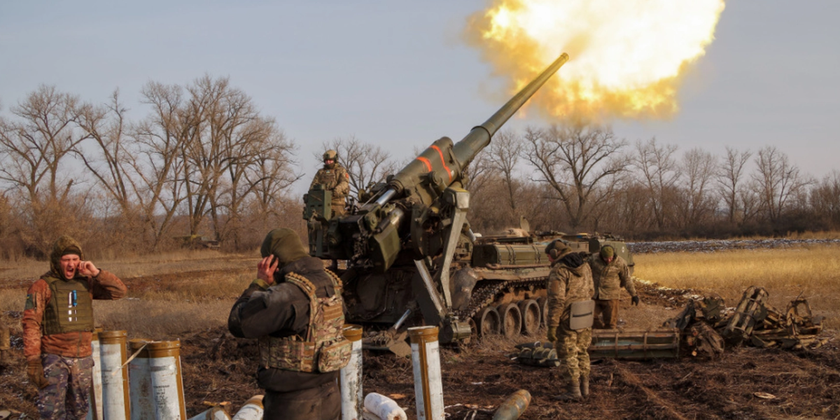 ”Myggbett”- strategin: Hur Ukrainas attacker sliter ut de ryska försvaren
