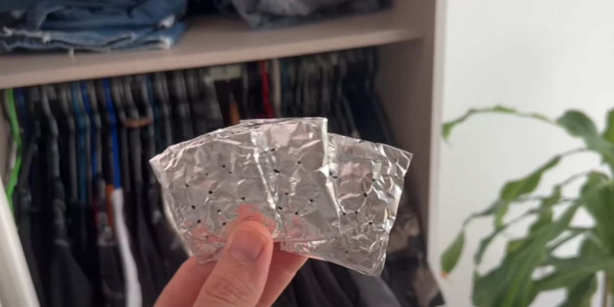 Så kan du använda aluminiumfolie för att hålla mygg och andra insekter borta