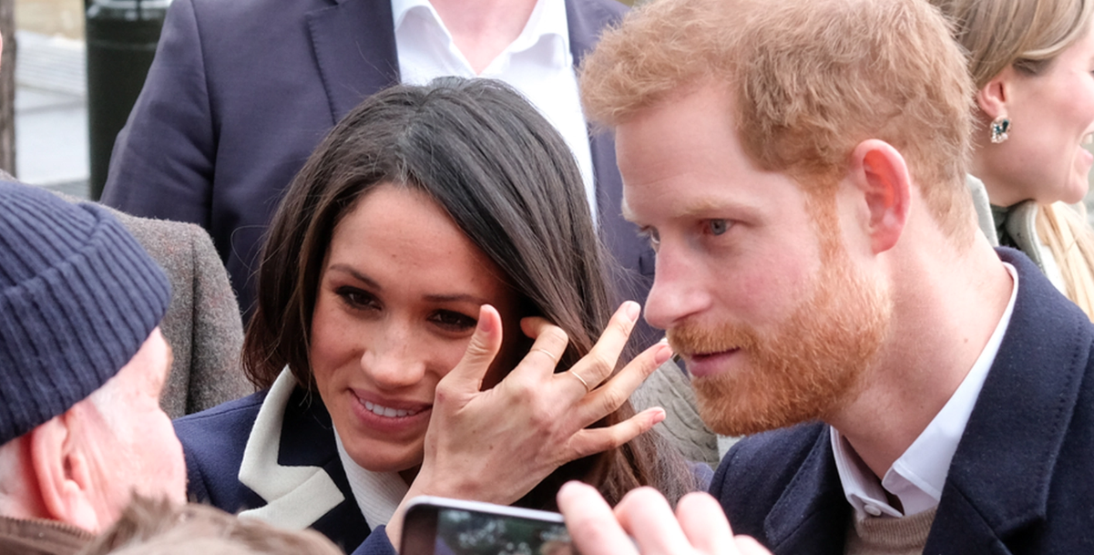 Harry och Meghan försöker försonas – men kungafamiljen motstår