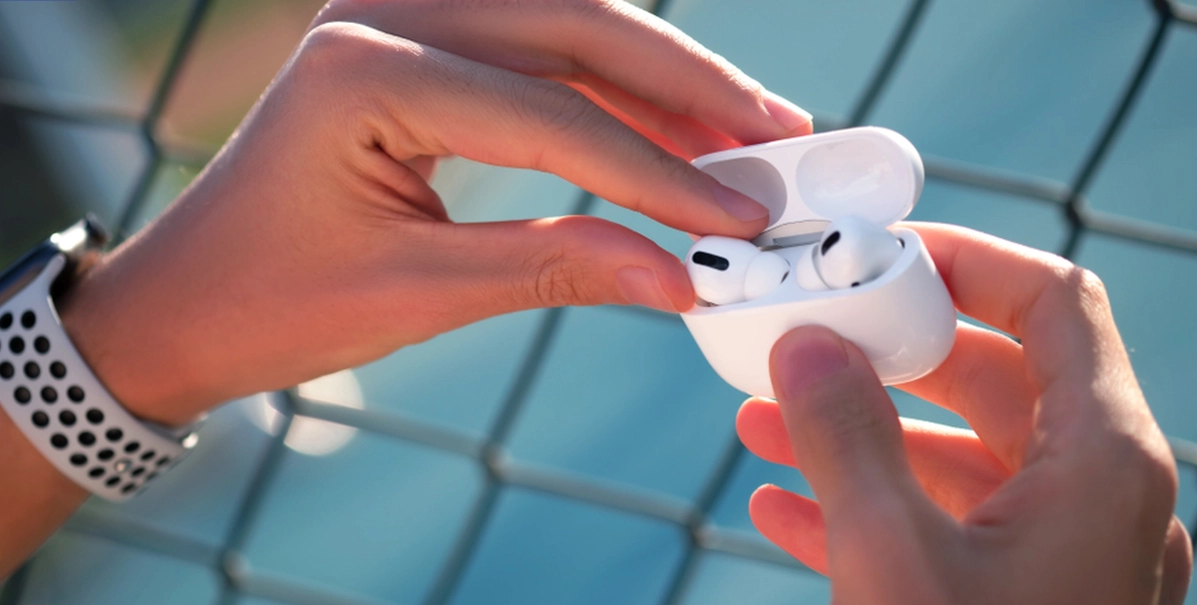 Nya AirPods Pro 2 – kan fungera som både hörlurar och hörapparat
