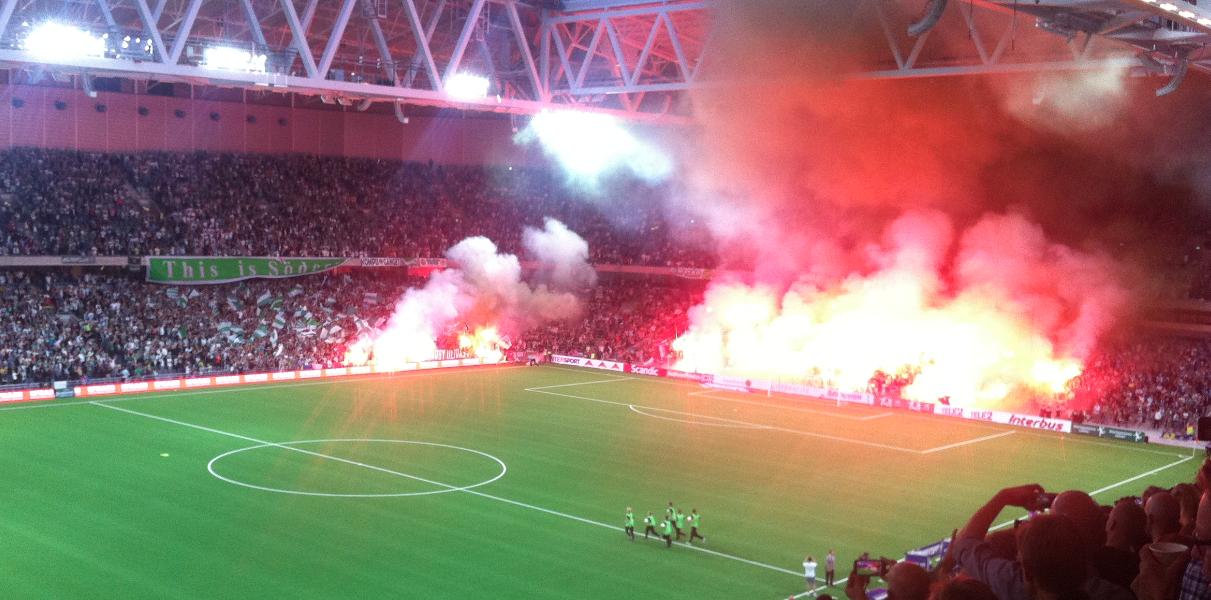 Polisman hotad efter kaosderby – beskydd i hemmet efter beslutet att tömma arenan