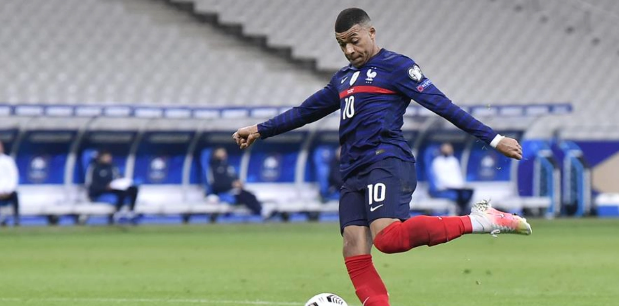 JUST NU: Mbappé kickas från landslaget