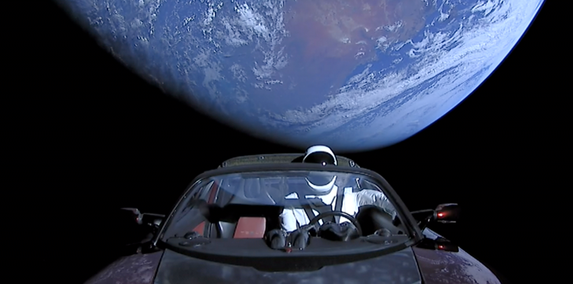 Astronomernas miss: Asteroiden var en körsbärsröd Tesla Roadster