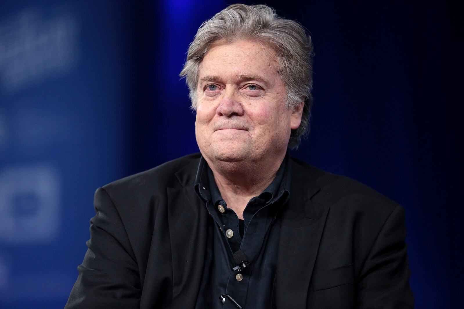 Tidigare Trump-rådgivaren Bannon ställs inför rätta igen – denna gång för bedrägeri