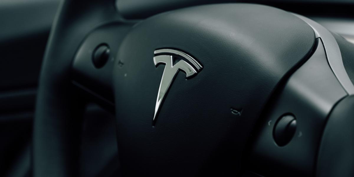 Tesla-chefens kritik mot facket efter laddkaos i fjällen