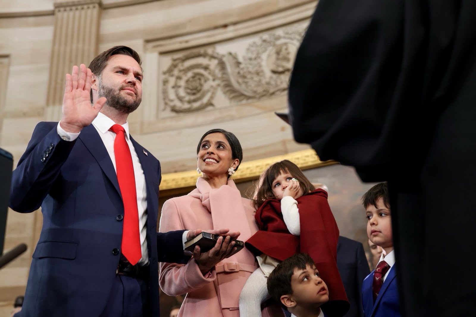 JD Vance varnar Zelenskyj: ”Sluta smutskasta Trump – om du vill ha hjälp”